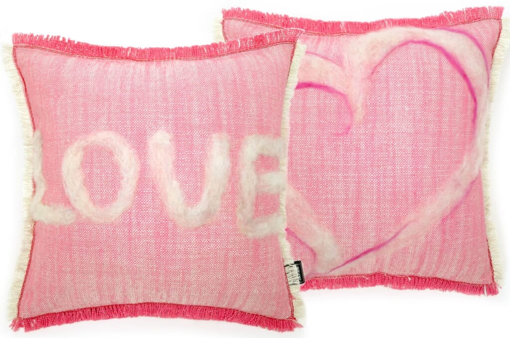 message-love-pink