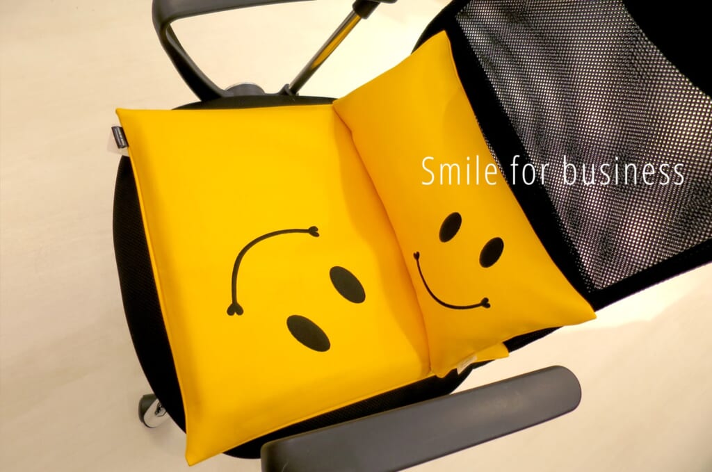 smile-set-yellow
