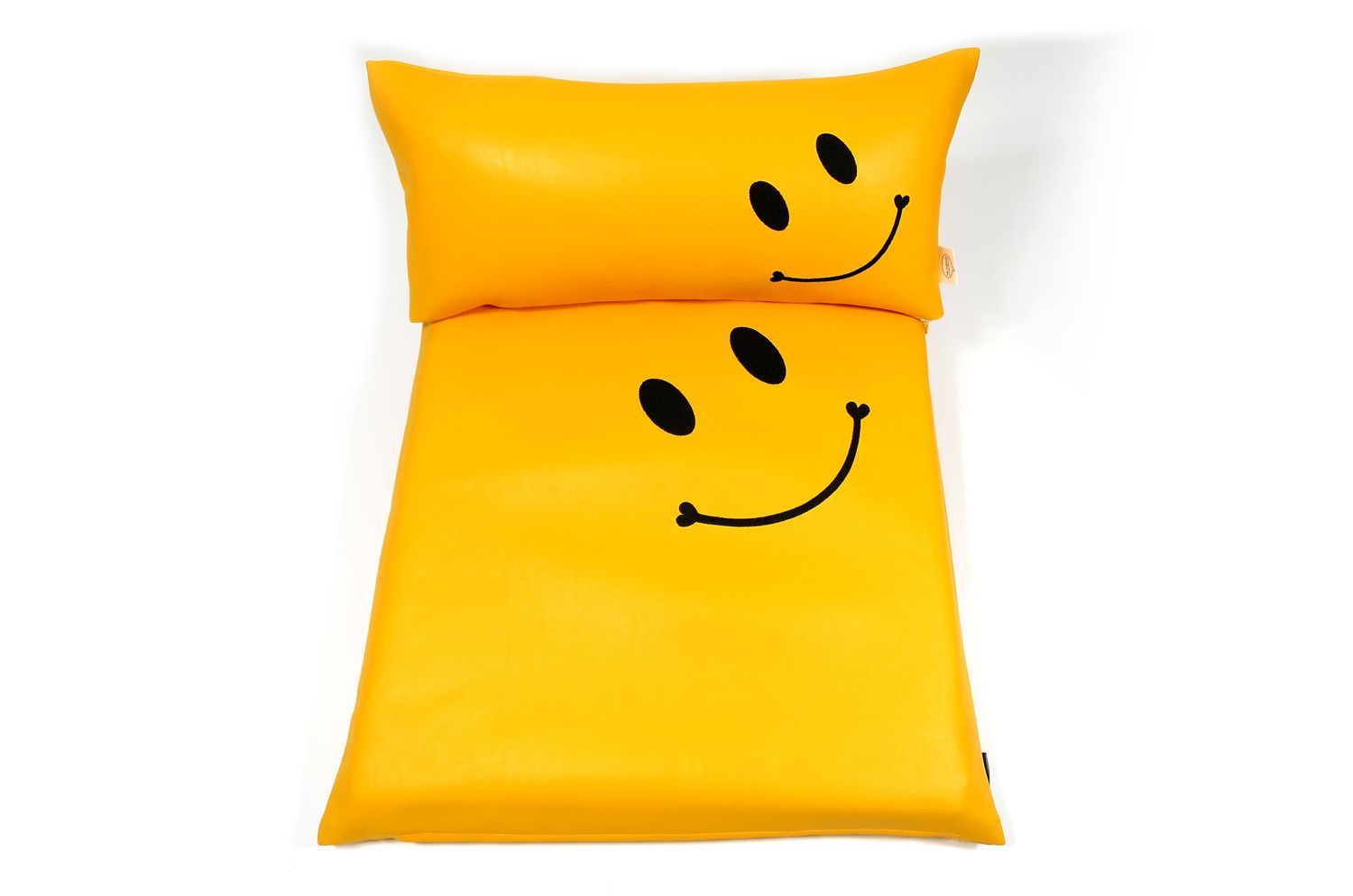 smile-set-yellow