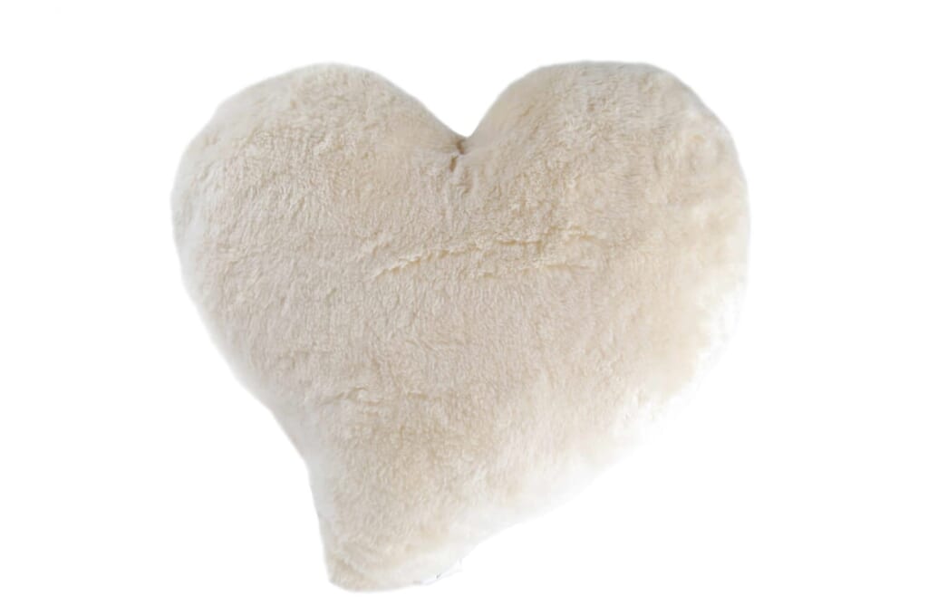 organic-whitebear-heart
