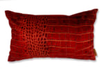 スペイン製起毛スエード調クロコダイル柄クッション レディッシュブラウン 50×30cm 中材付