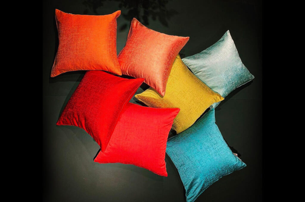 ad-linen-red-40