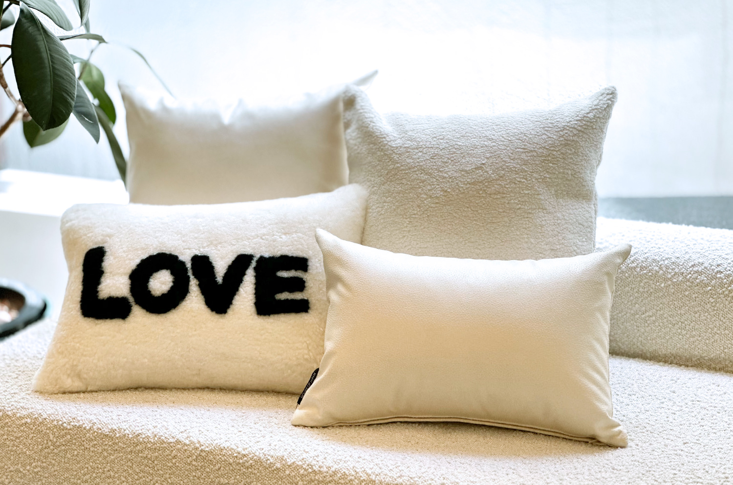mouton-lovewh4530