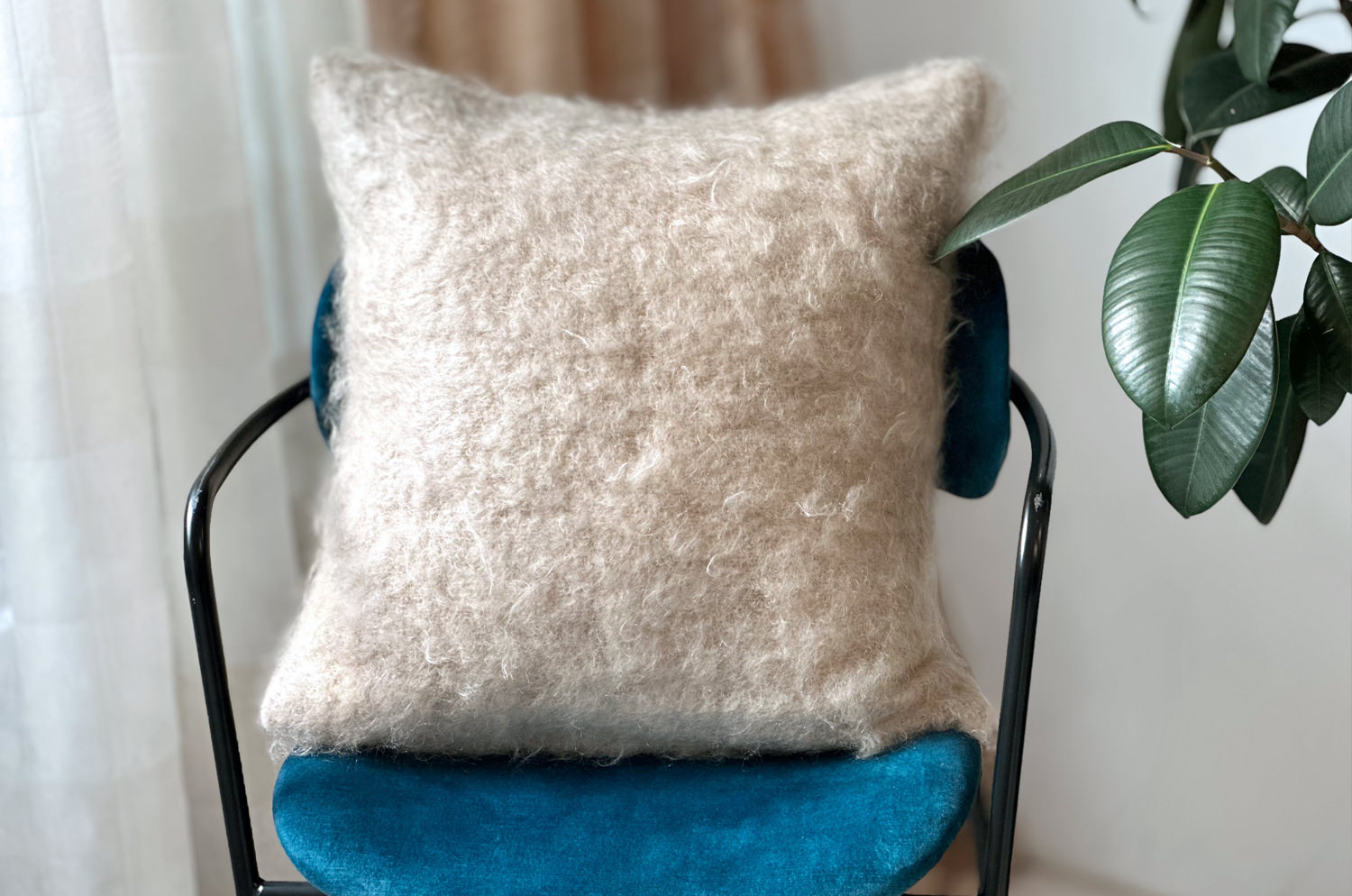 The Kid Mohair BALMUIR キッドモヘアクッションカバー (ベージュ) 50×50cm