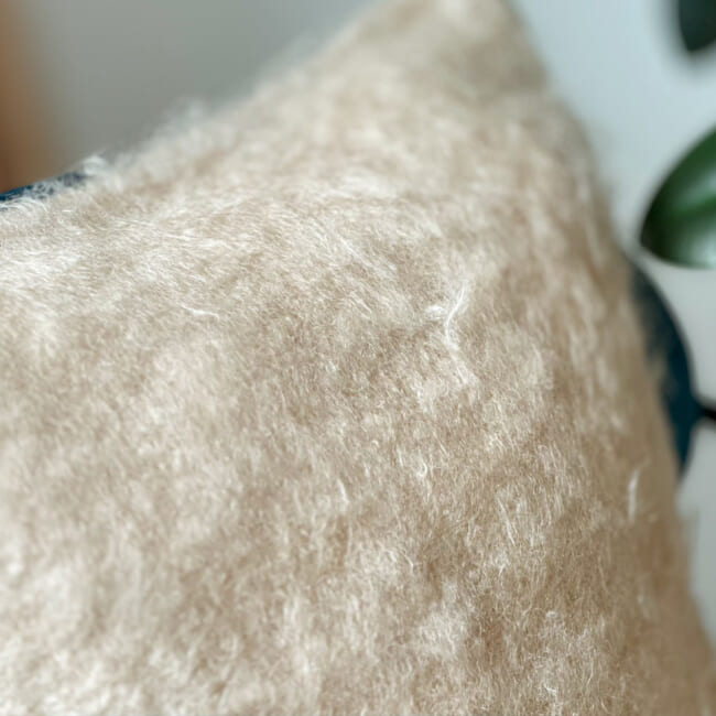 The Kid Mohair BALMUIR キッドモヘアクッションカバー (ベージュ) 50×50cm