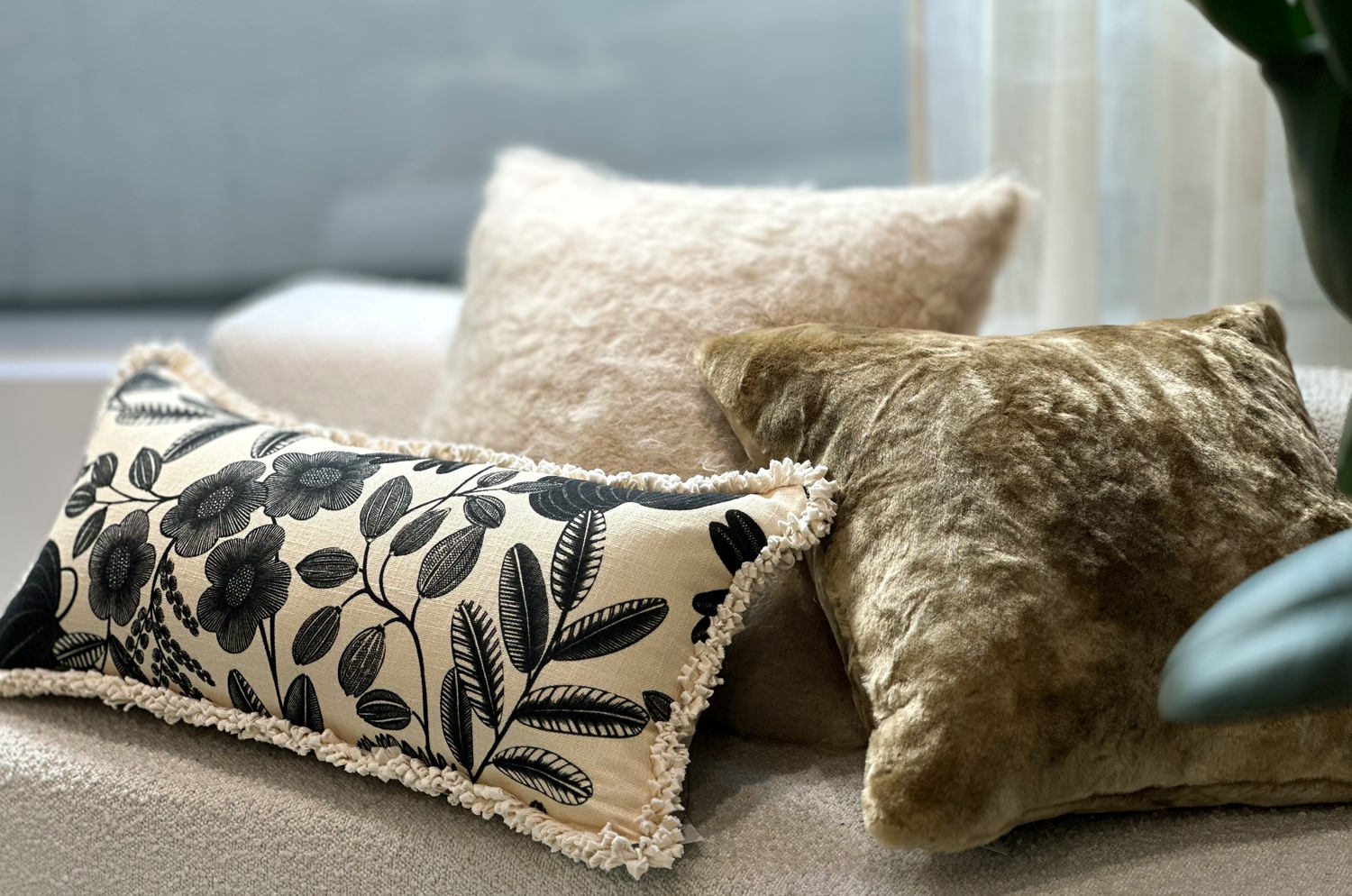 The Kid Mohair BALMUIR キッドモヘアクッションカバー (ベージュ) 50×50cm