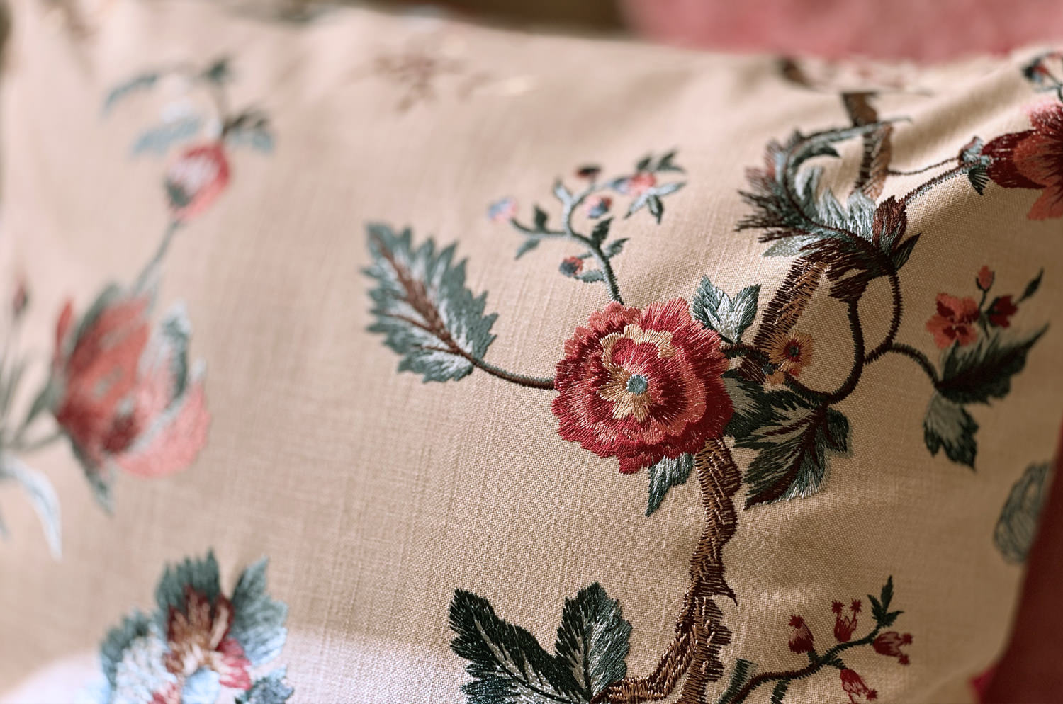 The Château de Rochecotte ロッシュコット城の庭園 刺繍クッションカバー 50×50cm