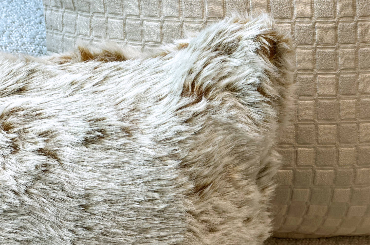 The Snow Top スノートップ エコファークッションカバー（Caramel）