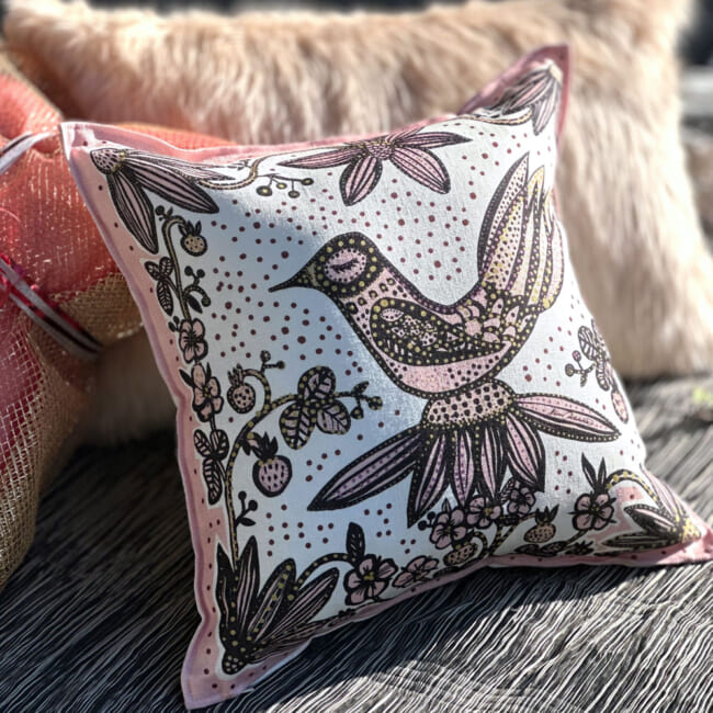 The Lintunen -リントゥネン ヘイニ・リータフフタデザイン リネンクッションカバー ピンク 45×45cm