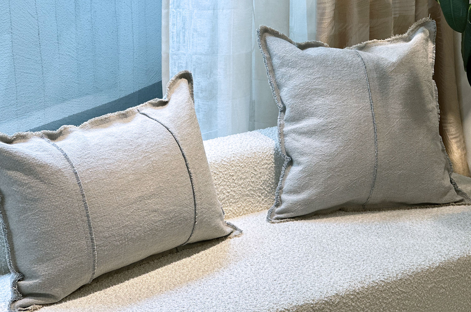 The Pure Fringe 自然素材フリンジ付きクッションカバー リネン&コットン (PaleBlueGray) 50×50cm