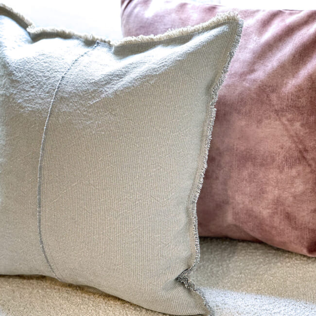 The Pure Fringe 自然素材フリンジ付きクッションカバー リネン&コットン (PaleBlueGray) 50×50cm