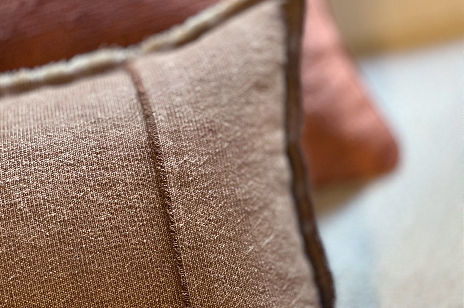 The Pure Fringe 自然素材フリンジ付きクッション リネン&コットン (Rusty) 60×40cm 中材付