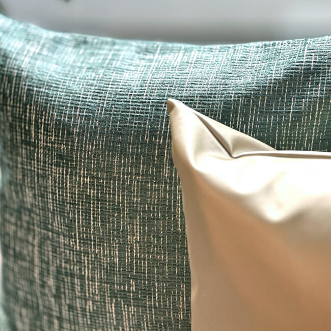 The ROUEN アルマーニカーザ ルーアン ジャカードベルベットクッションカバー(VIRIDIAN) 45×45cm