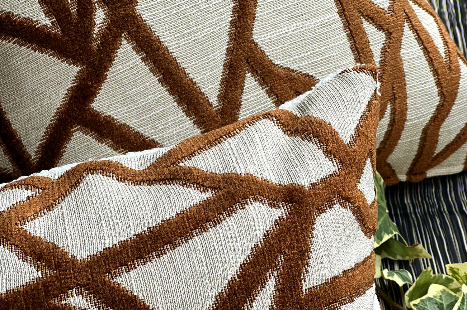 The BLUES ブルース フレンチジャガードベルベット×ブークレ クッションカバー 45×45cm