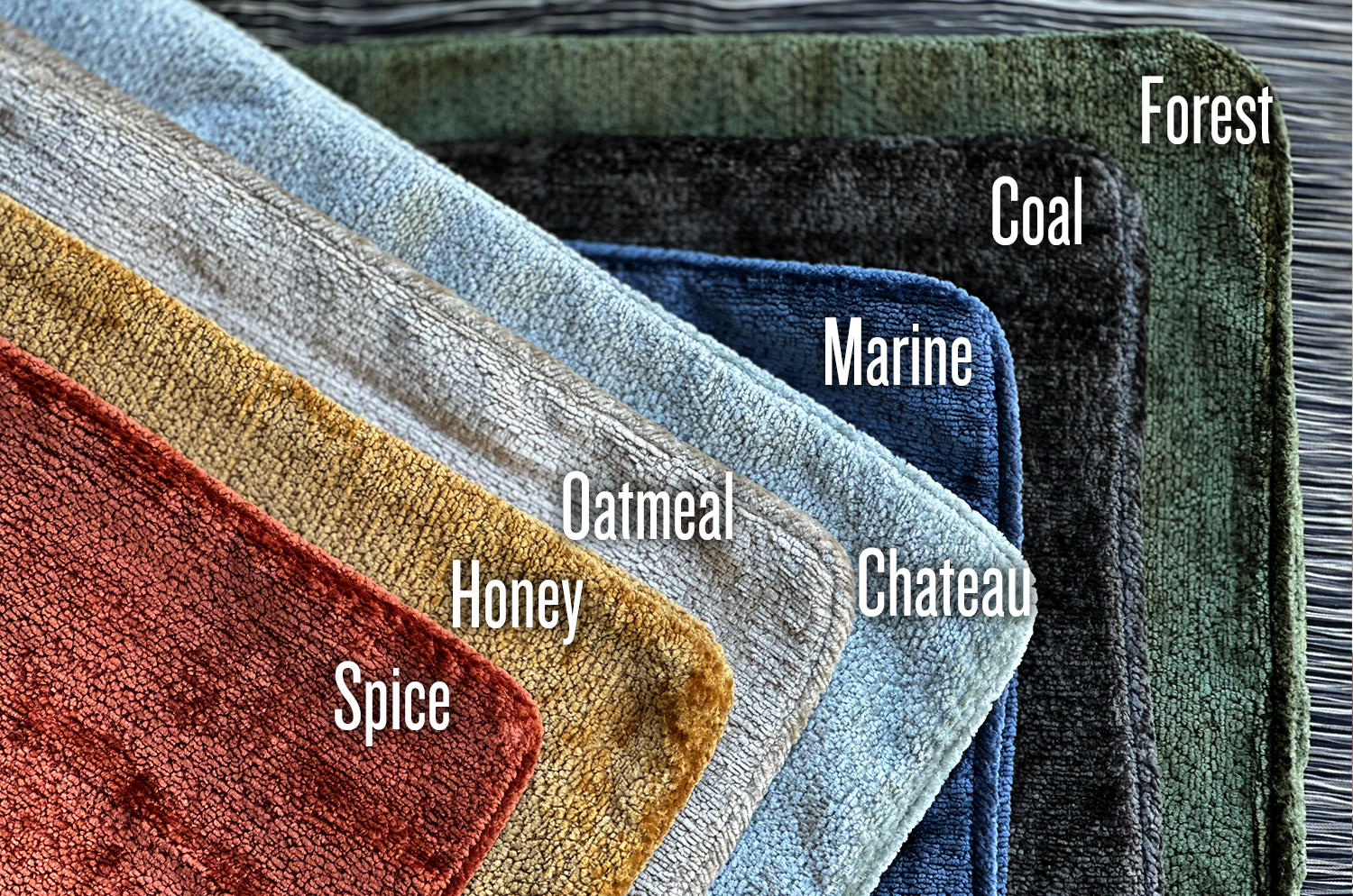 The Noble ソフトグロウベルベット パイピング付クッションカバー 50×50cm