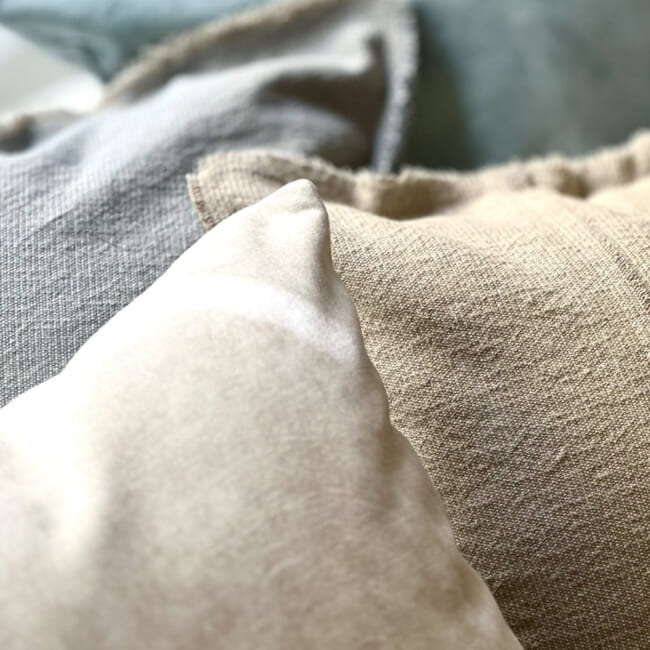 The Pure Fringe 自然素材フリンジ付きクッションカバー リネン&コットン (PaleBlueGray) 50×50cm