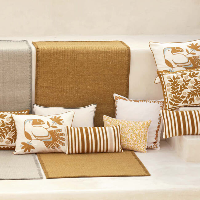 【海外取寄品】ELITIS(エリティス) Aristote クッション(Meringue) 55x40cm 中材付