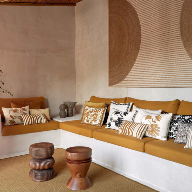 【海外取寄品】ELITIS(エリティス) Canopee クッション(Safran) 55x40cm 中材付