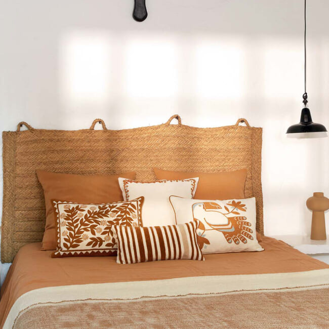 【海外取寄品】ELITIS(エリティス) Canopee クッション(Safran) 55x40cm 中材付