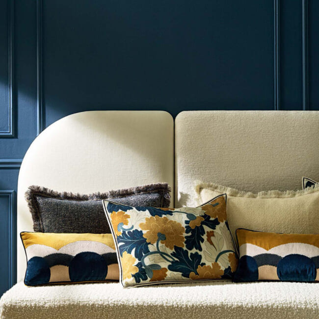 【海外取寄品】ELITIS(エリティス) Celestine クッション(Doré) 50x25cm 中材付