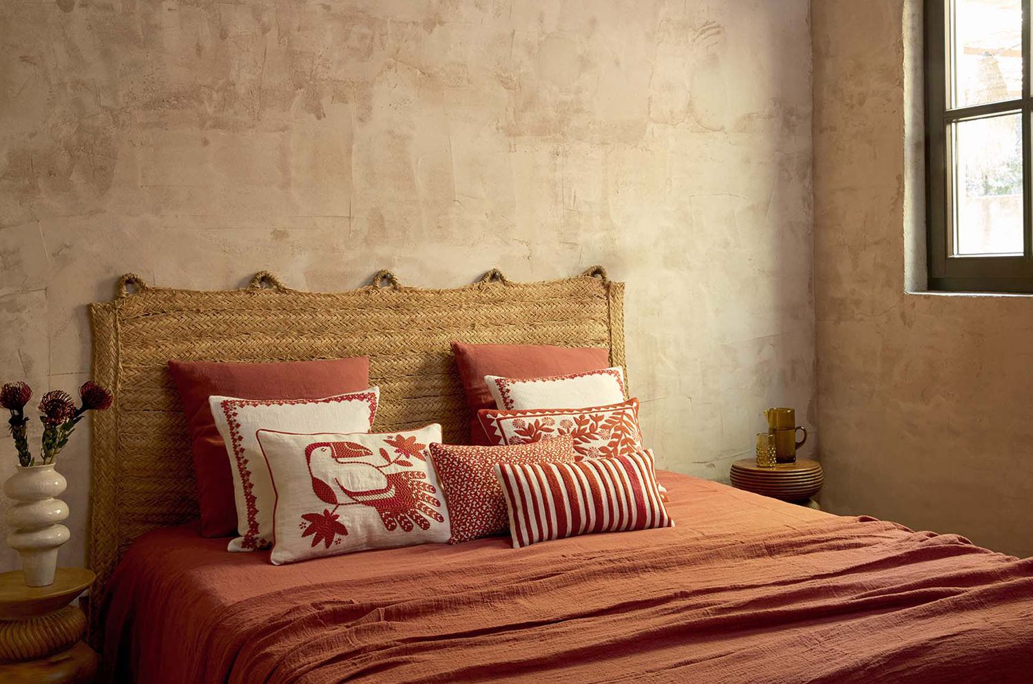 【海外取寄品】ELITIS(エリティス) Maya クッション(Grenadine) 50x50cm 中材付