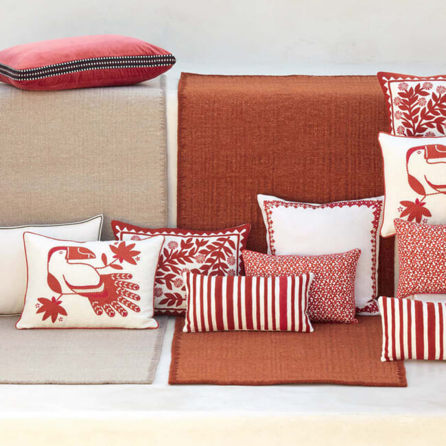 【海外取寄品】ELITIS(エリティス) Maya クッション(Grenadine) 50x50cm 中材付