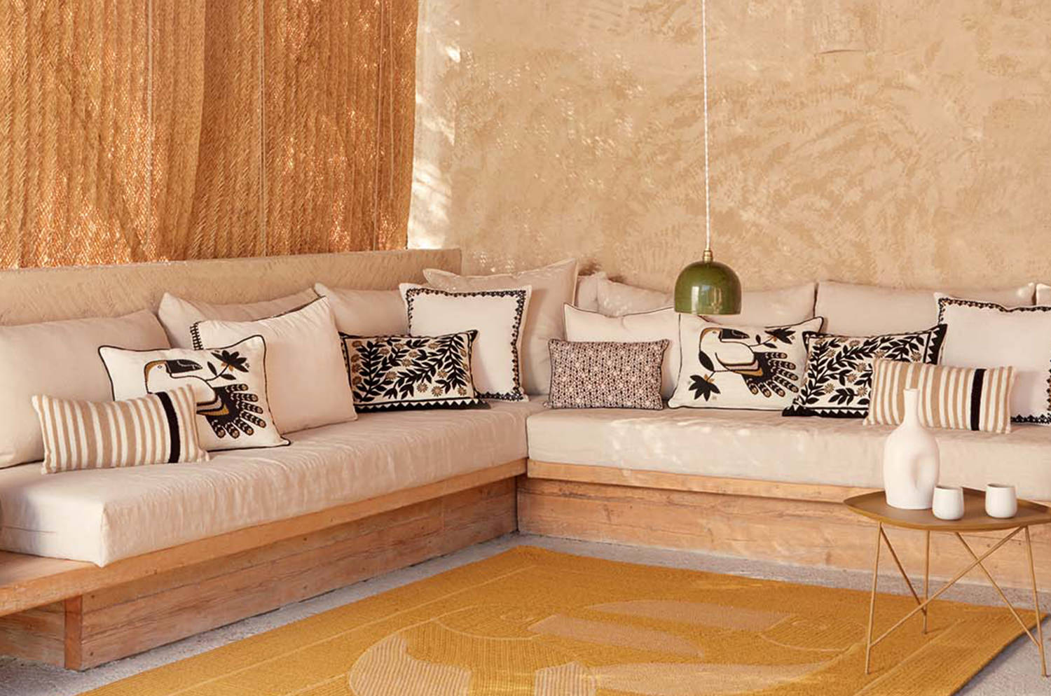 【海外取寄品】ELITIS(エリティス) Maya クッション(Réglisse) 50x50cm 中材付