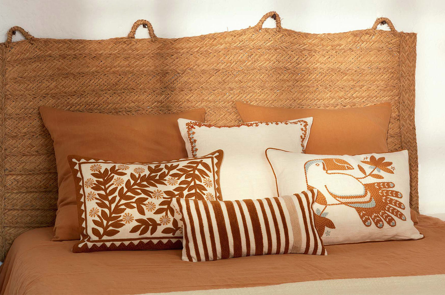 【海外取寄品】ELITIS(エリティス) Monterrey クッション(Safran) 50x25cm 中材付