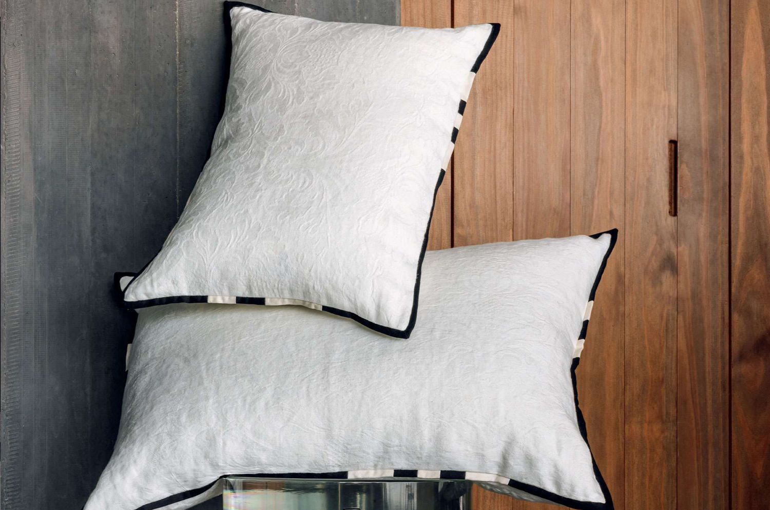 【海外取寄品】ELITIS(エリティス) Hudson クッション(Albâtre) 55x40cm 中材付