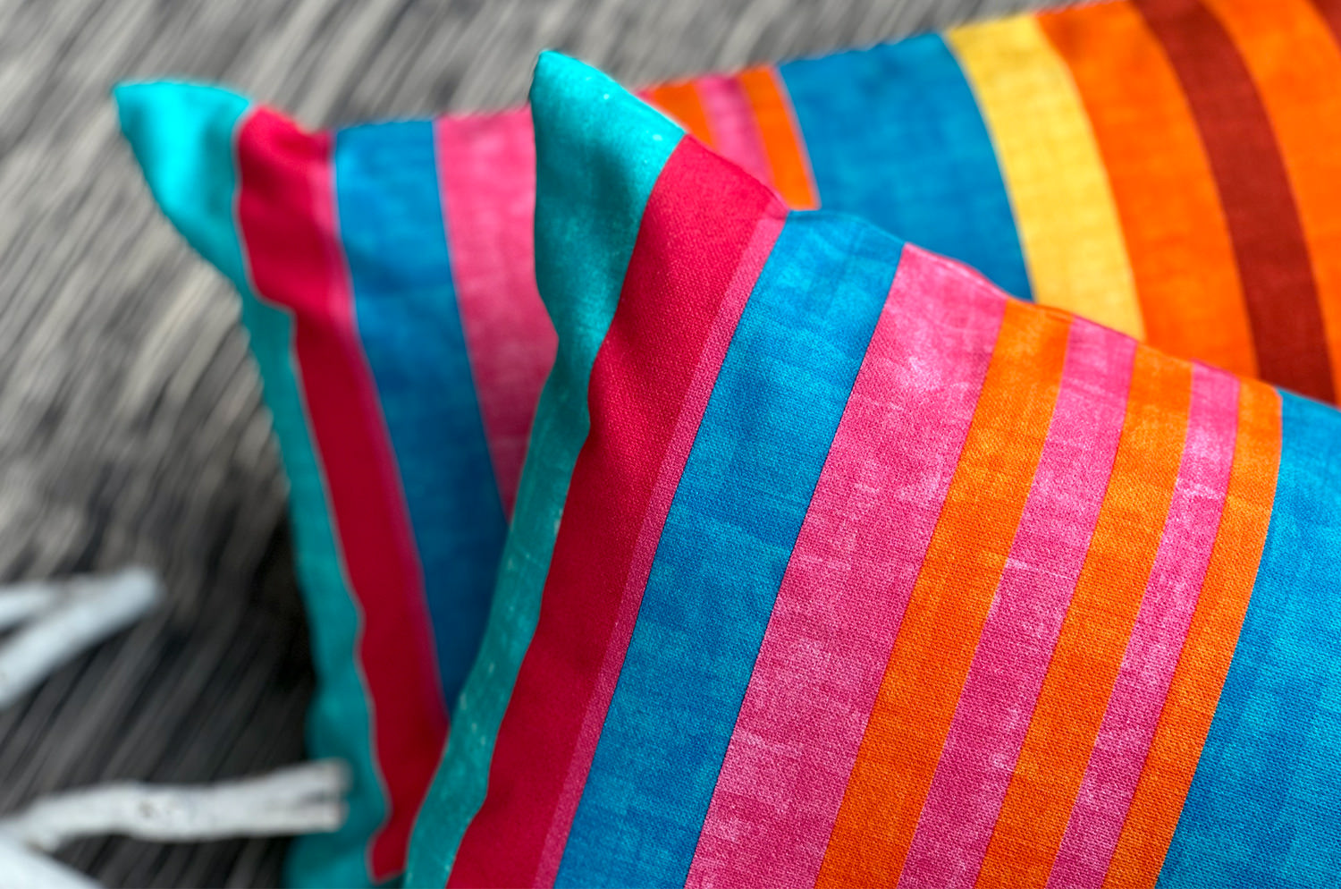 The French cotton マルチストライプ フレンチコットン100% クッション 65×32cm 中材付