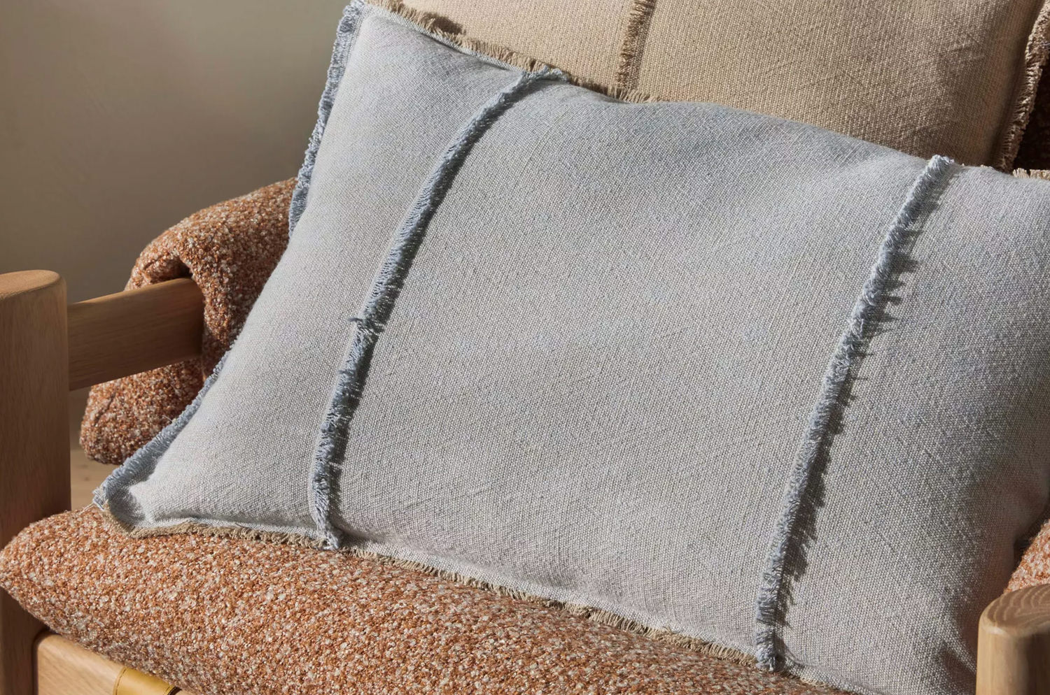 The Pure Fringe 自然素材フリンジ付きクッション リネン&コットン (PaleBlueGray) 60×40cm 中材付