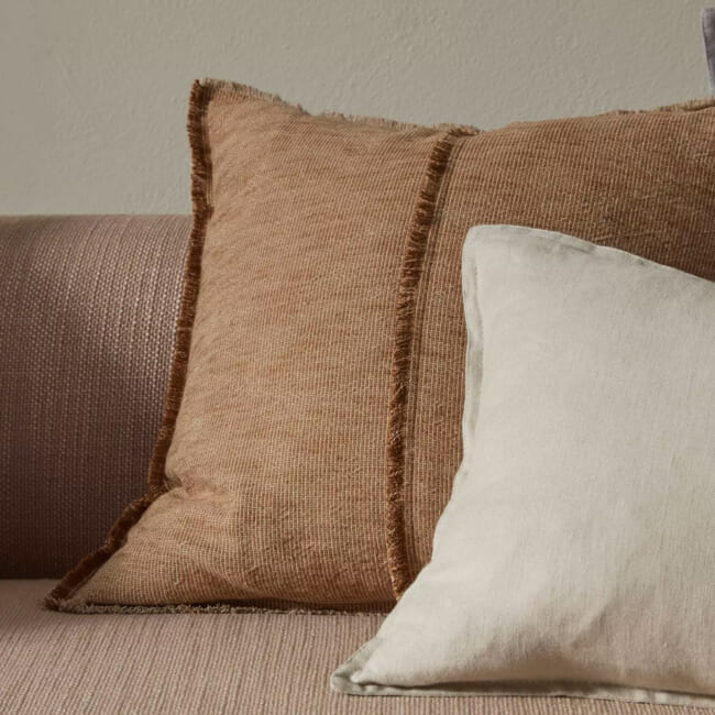 The Pure Fringe 自然素材フリンジ付きクッションカバー リネン&コットン (Rusty) 50×50cm