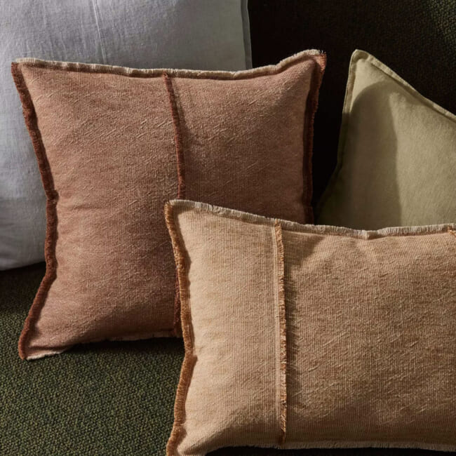 The Pure Fringe 自然素材フリンジ付きクッションカバー リネン&コットン (Rusty) 50×50cm