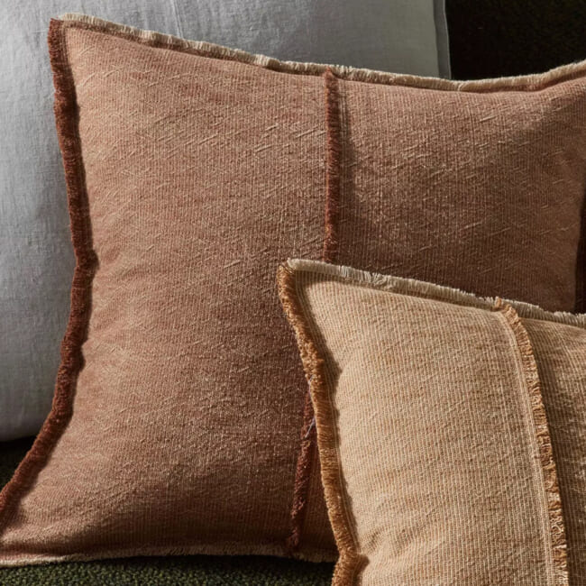 The Pure Fringe 自然素材フリンジ付きクッションカバー リネン&コットン (Rusty) 50×50cm