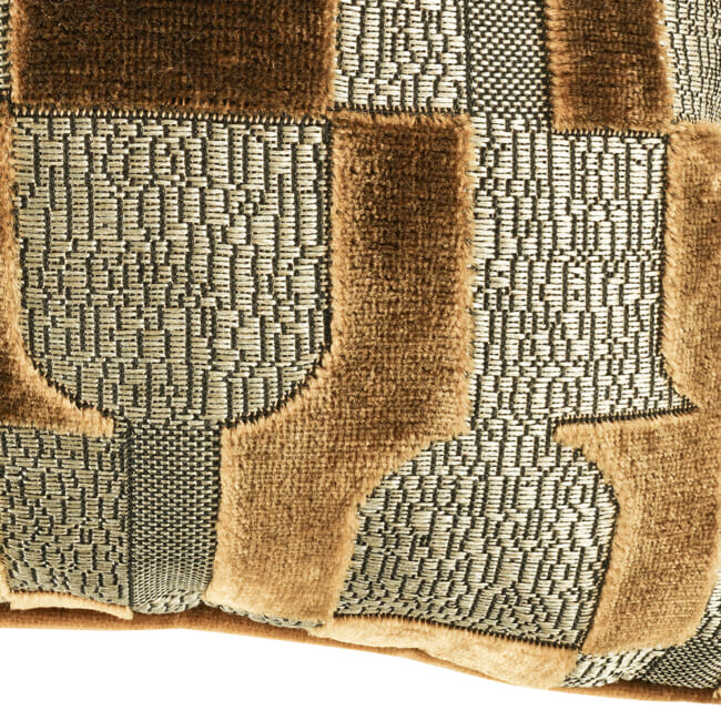 【海外取寄品】BLACK edition(ブラックエディション) Arkose クッション(Cumin) 55x55cm 中材付