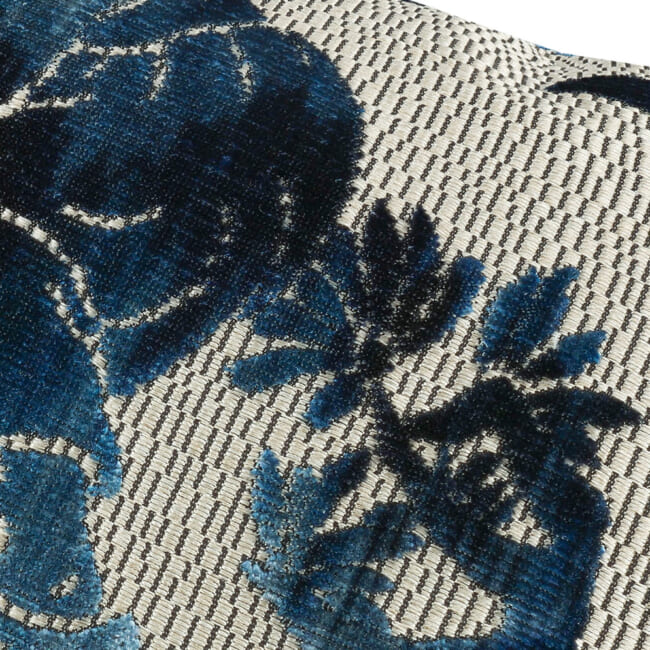 【海外取寄品】BLACK edition(ブラックエディション) Isenzo クッション(Topaz) 55x55cm 中材付