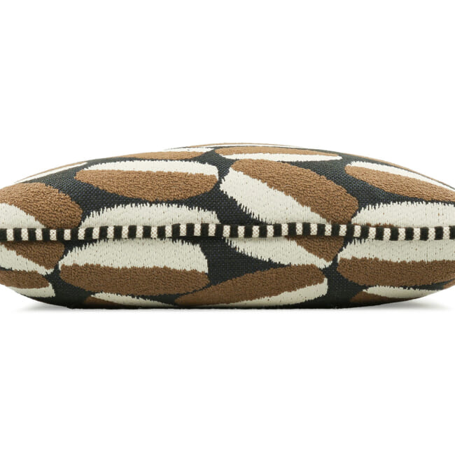 【海外取寄品】BLACK edition(ブラックエディション) Timor Outdoor クッション(Manuka) 55x55cm 中材付