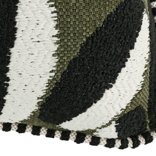 【海外取寄品】BLACK edition(ブラックエディション) Timor Outdoor クッション(Wakame) 55x55cm 中材付