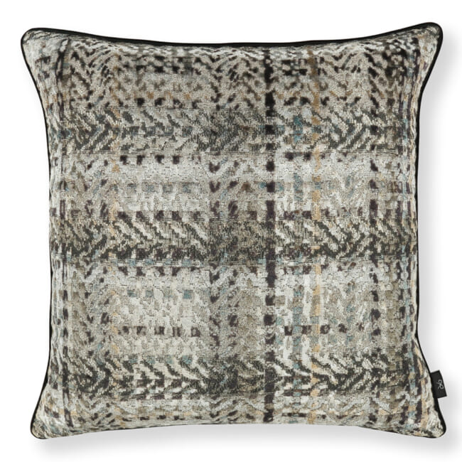 【海外取寄品】BLACK edition(ブラックエディション) Zurana クッション(Oxide) 55x55cm 中材付