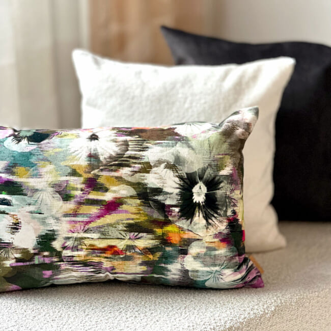 空間が一瞬で整う3点コーディネートセット！【BLACKが創る、大人のラグジュアリー】(中材付)