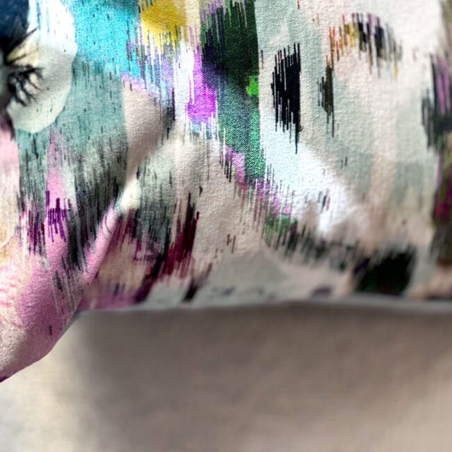 空間が一瞬で整う3点コーディネートセット！【BLACKが創る、大人のラグジュアリー】(中材付)