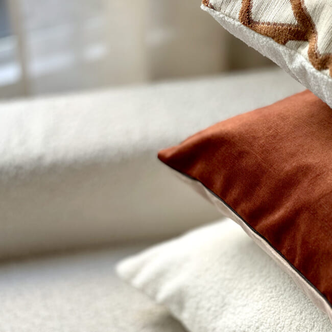 空間が一瞬で整う3点コーディネートセット！【チョコレートブラウンで整う、上質なぬくもり】(中材付)