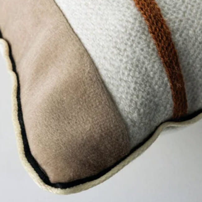 【海外取寄品】CASAMANCE JOSHUA ジョシュア クッションカバー(Noix nacre) 50×30cm