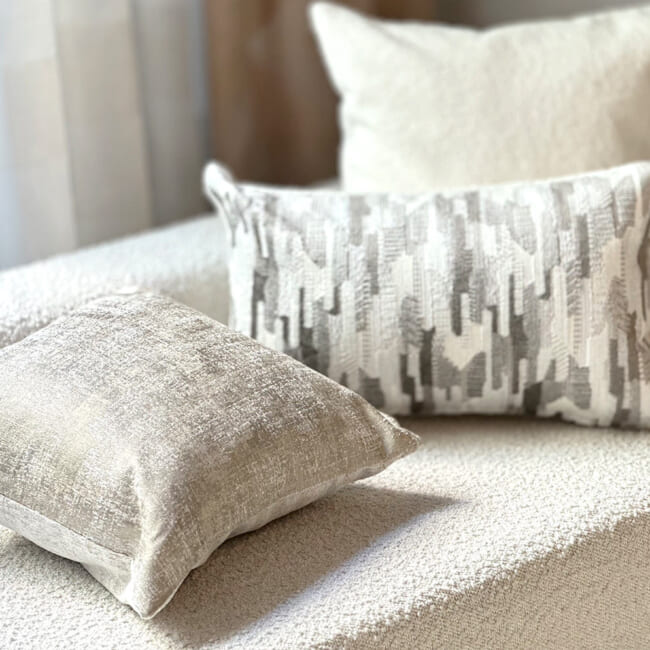 空間が一瞬で整う3点コーディネートセット！【空間を格上げする、洗練のグレージュ】(中材付)