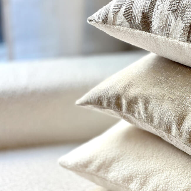 空間が一瞬で整う3点コーディネートセット！【空間を格上げする、洗練のグレージュ】(中材付)