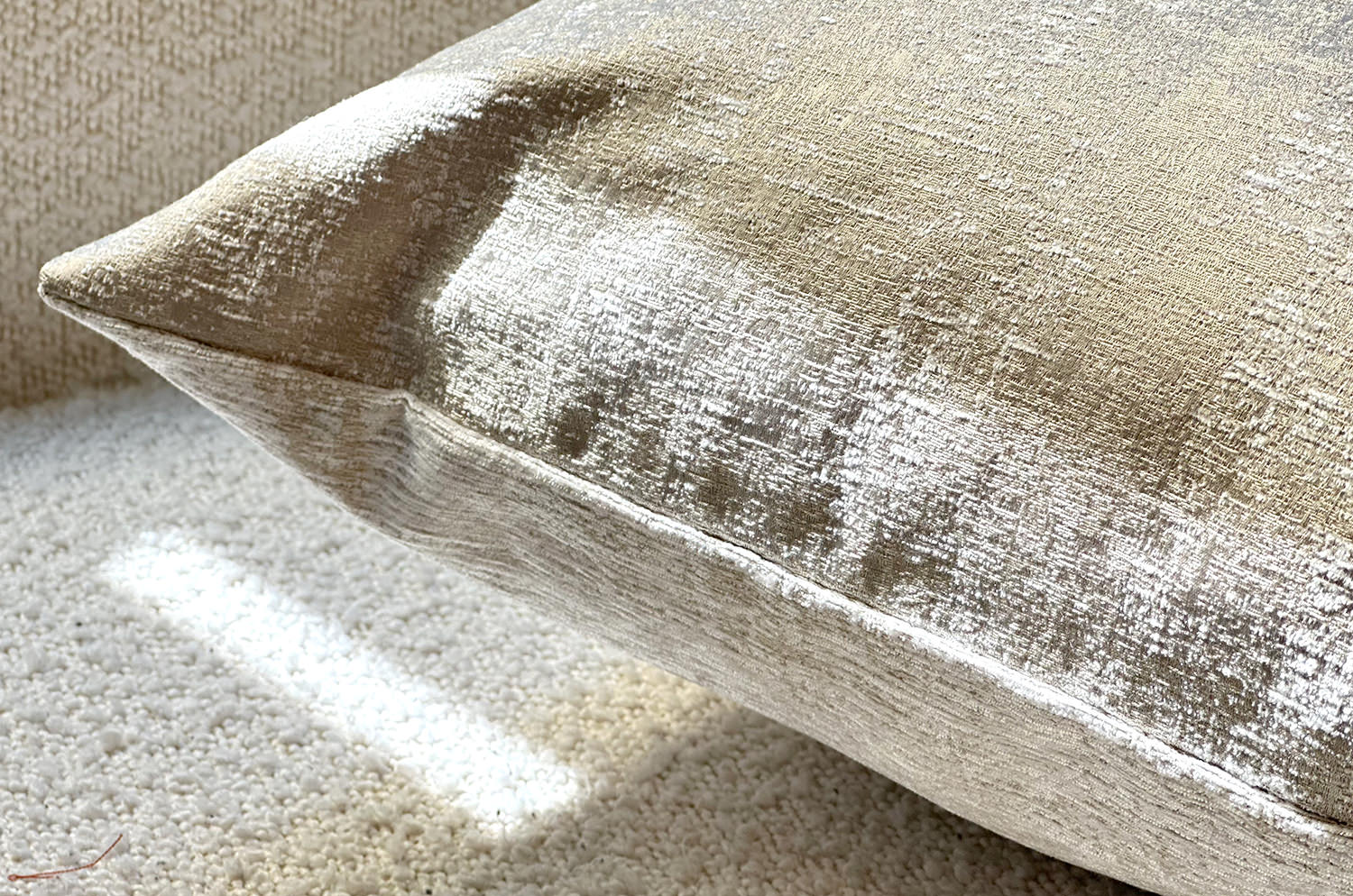 空間が一瞬で整う3点コーディネートセット！【空間を格上げする、洗練のグレージュ】(中材付)