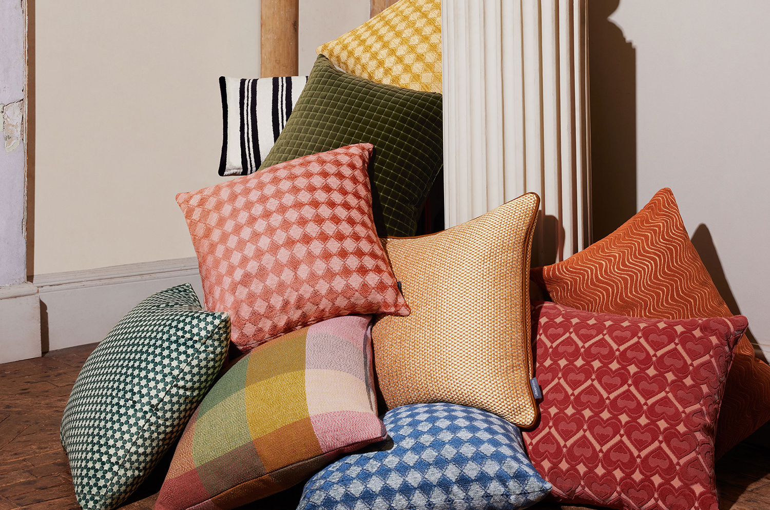 【海外取寄品】kirkbydesign(カークビー・デザイン) Merlon クッション(Pine Green) 50x50cm 中材付