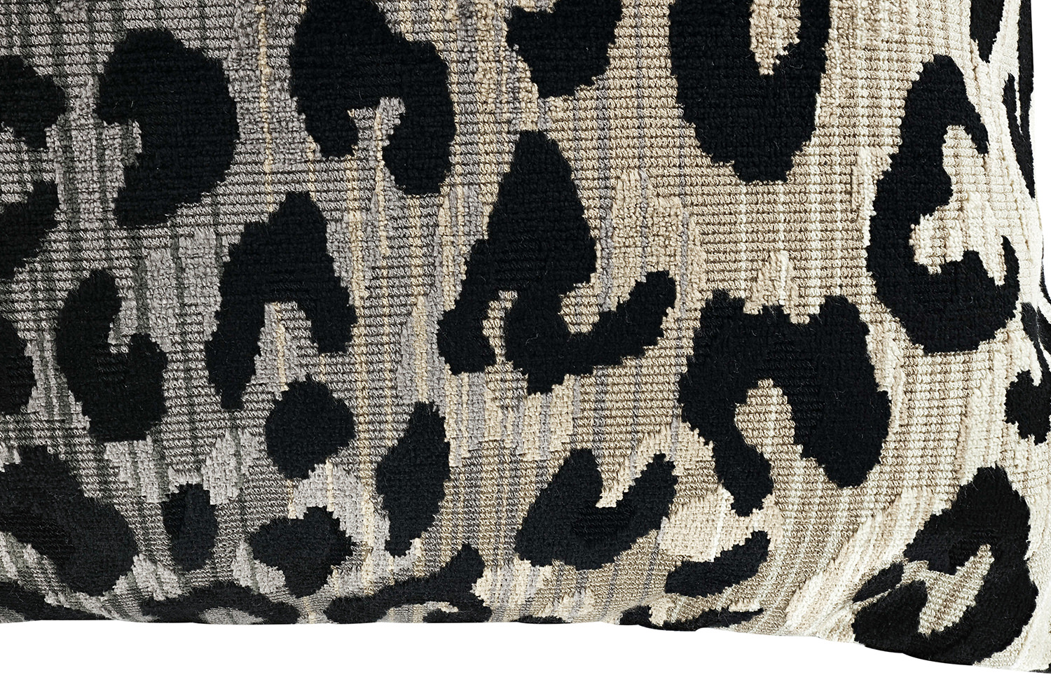 【海外取寄品】ROMO(ロモ) Mimi Velvetクッション(Kohl) 60x40cm 中材付