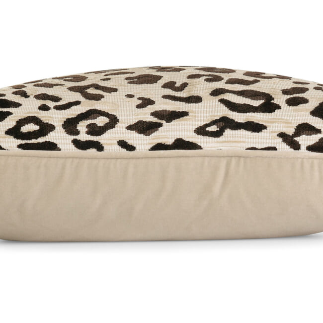 【海外取寄品】ROMO(ロモ) Mimi Velvetクッション(Tan) 65x65cm 中材付