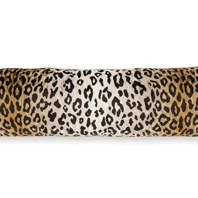 【海外取寄品】ROMO(ロモ) Mimi Velvetクッション(Tan) 132x40cm 中材付